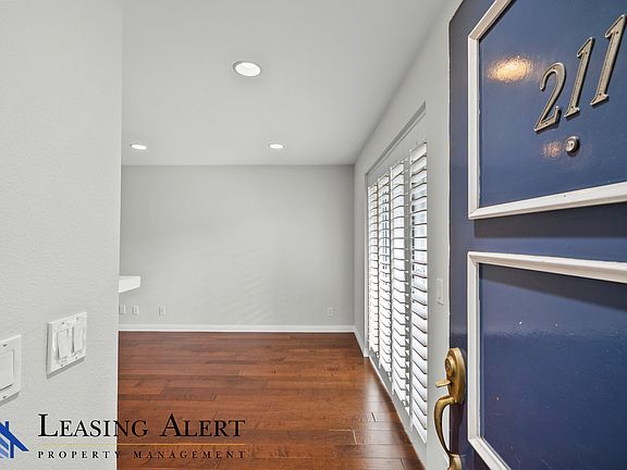 2nd image of 26914 Rainbow Glen Dr Unit 211