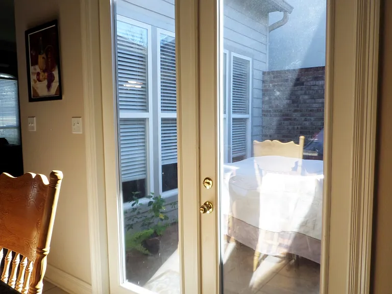 10854 Woodland Oaks Dr — Photo 6