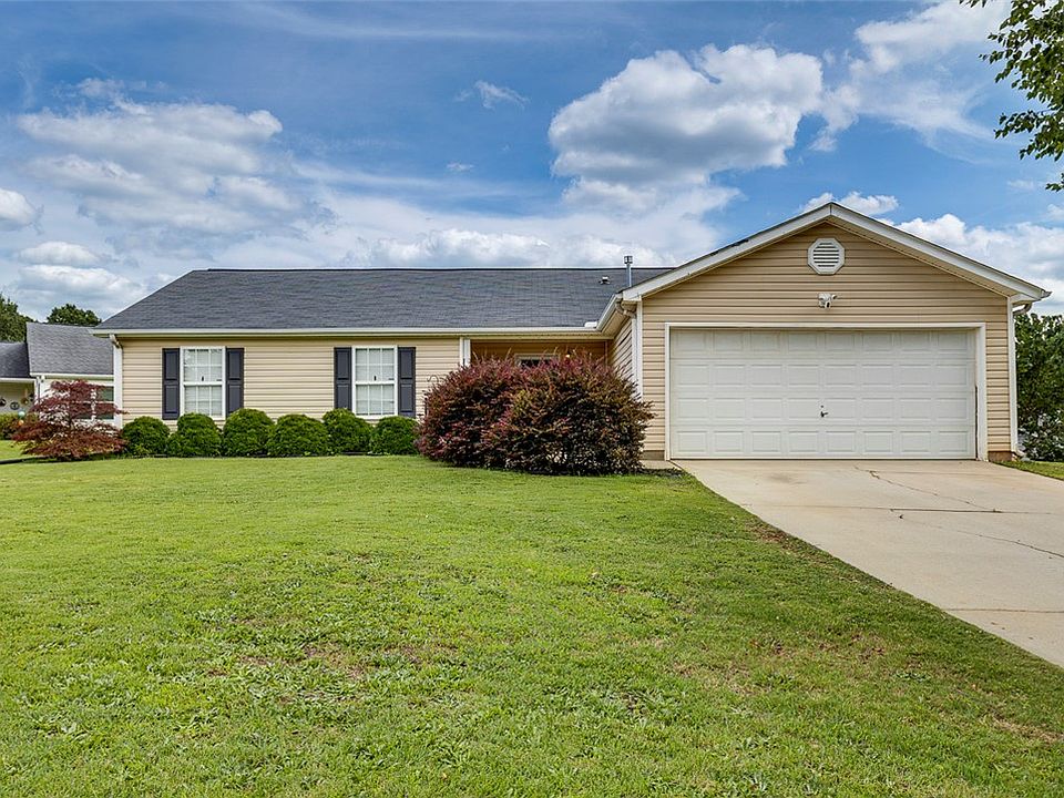 1st image of 117 Soren Ln
