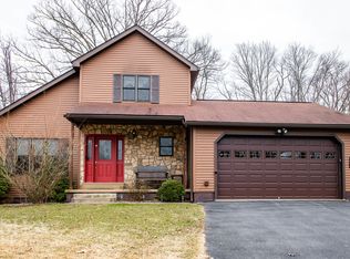 120 Timberwood Dr, Lock Haven, PA 17745