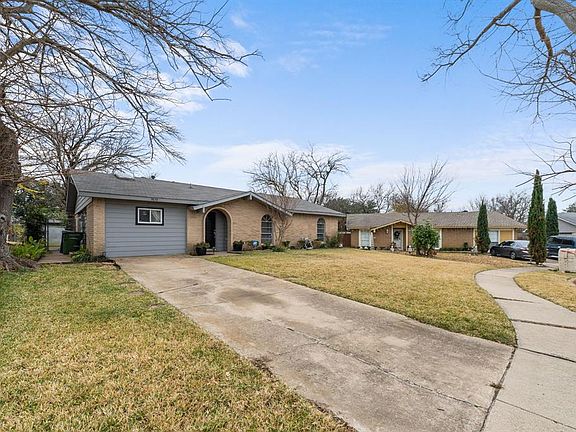 3rd image of 5610 Sundown Ln
