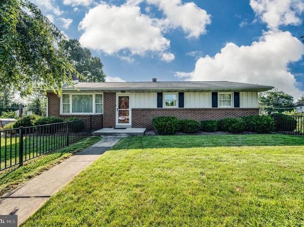 100 Lincoln Dr