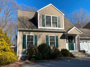 28 Falls Bashan Rd, Moodus, CT 06469