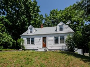 23 Daniel Rd, Hamden, CT 06517