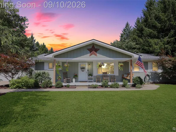 47700 Bemis Rd, Van Buren Township, MI 48111