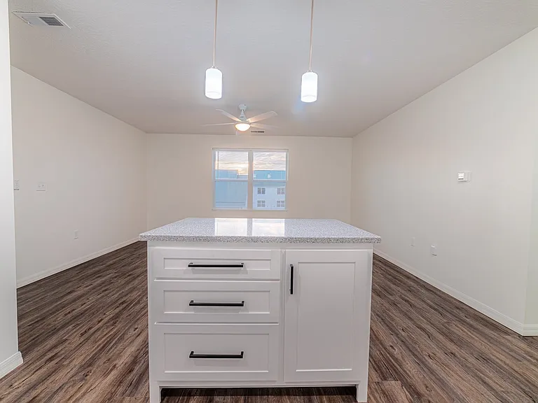 6208 Commerce Dr #208 — Photo 4