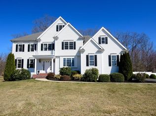 135 Morgans Way, Holliston, MA 01746