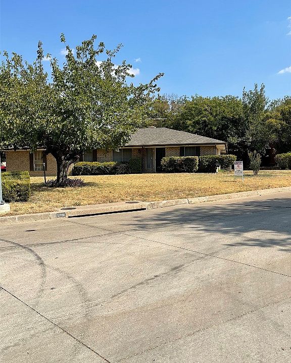 5700 Eisenhower Dr, Fort Worth, TX 76112 MLS 20419286 Zillow