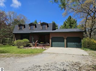 3767 N Us Highway 23, Oscoda, MI 48750