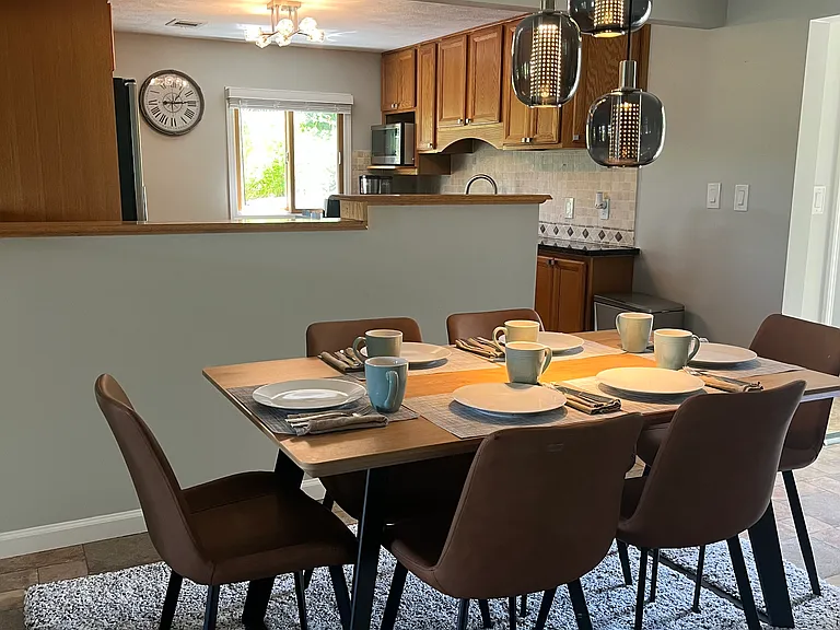 5271 Wayne Rd — Photo 10