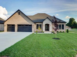 5030 E Swale Ct, Springfield, MO 65802
