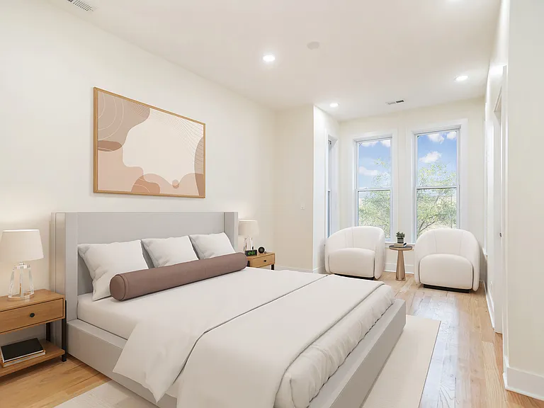 416 N Troy St #1 — Photo 10