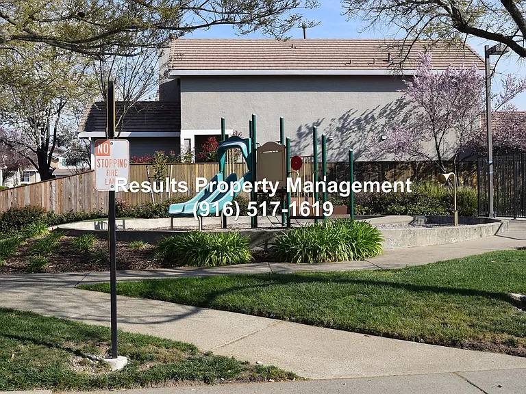 3488 Apollo Cir — Photo 14