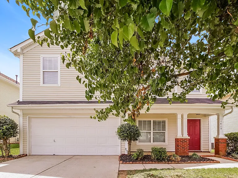 1415 Ladora Dr — Photo 4