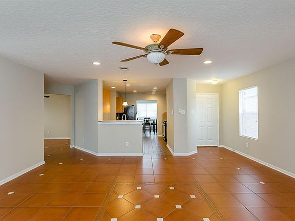 3rd image of 18214 Echo Mar Ln