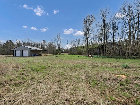 5th image of 1693 Sumter School Rd