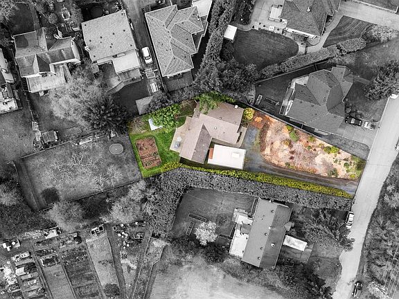 3rd image of 631 Kent Rd