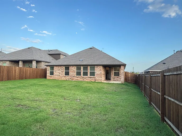 9905 Autumn Leaves Ln — Photo 12