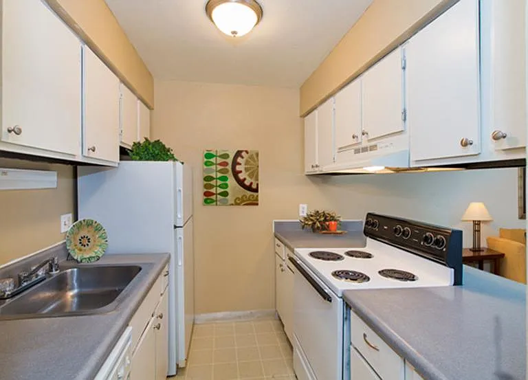 Kenton Place — Photo 4
