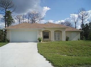 563 Flamingo Ave, Lehigh Acres, FL 33974