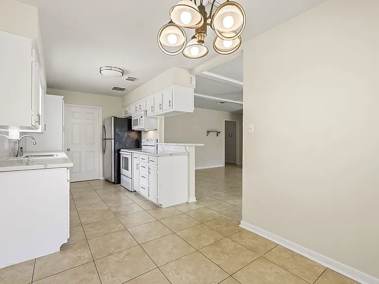 12607 Dakar Dr — Photo 6