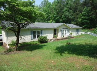 104 Knoll Dr, Grover, NC 28073