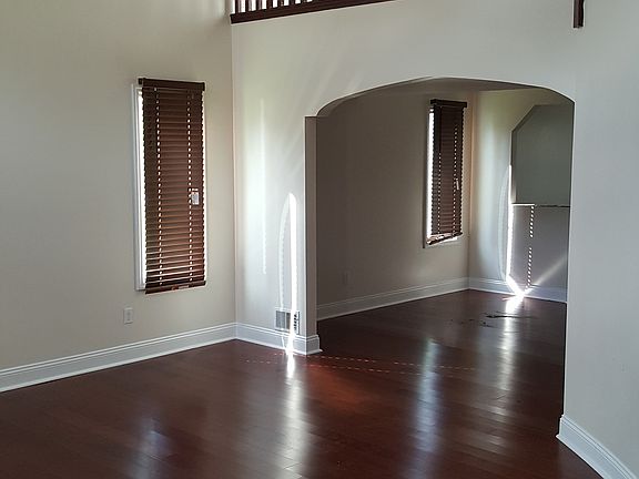 5th image of 119 Nursery Dr