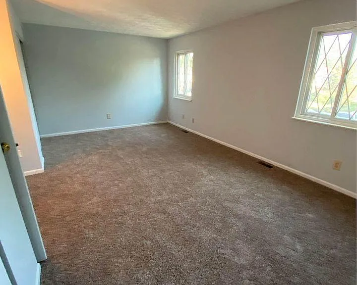 9416 Haddington Ct — Photo 14