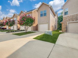 1547 Cozy Dr, Fort Worth, TX 76120