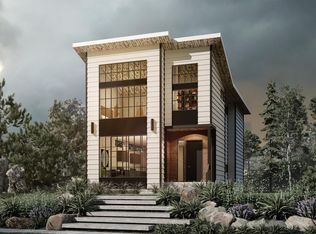 9346 72nd Ave NW, Edmonton, AB T6E0Y2