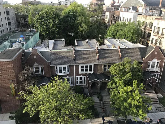 Rented by Zjama Realty Corp | media 35