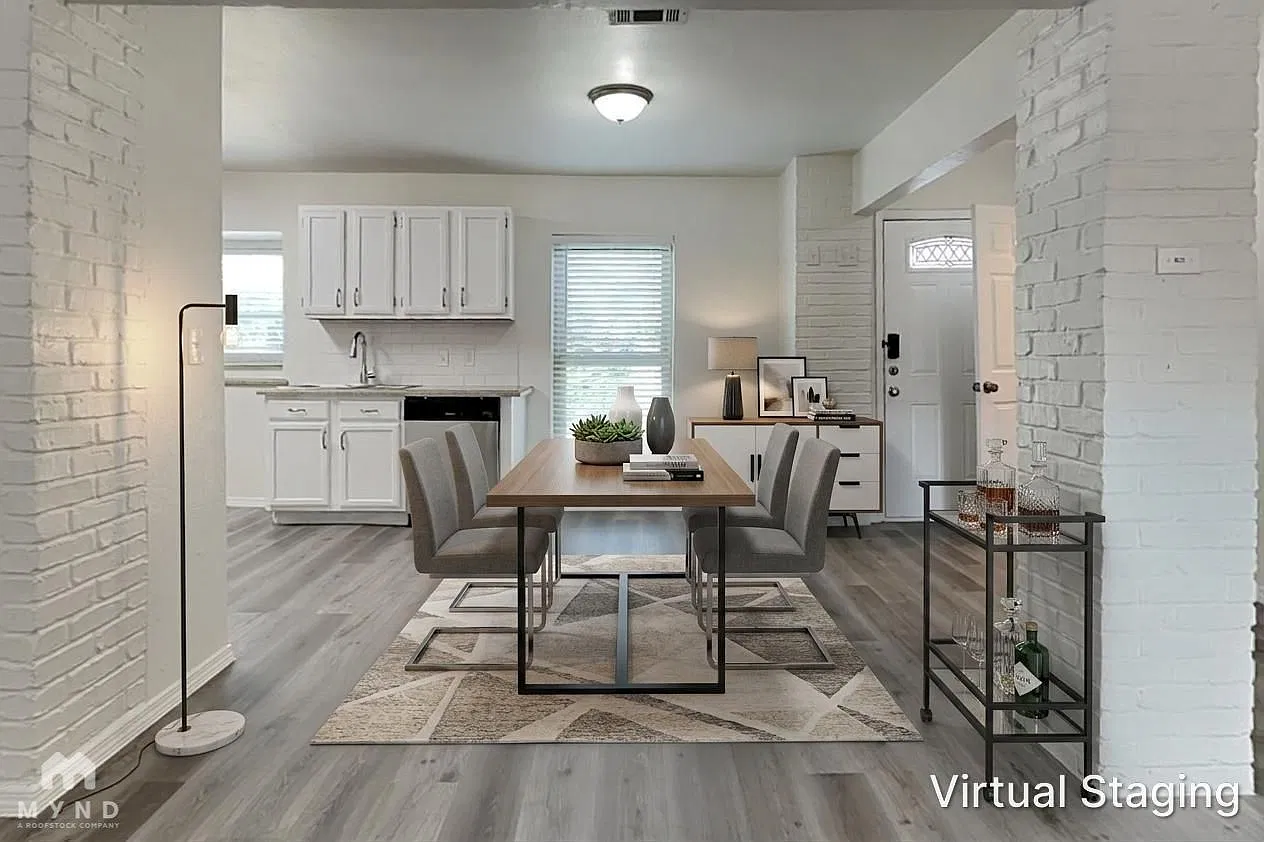 3 bed, 2.0 bath, 1430 sqft, $2,045 — Photo 3