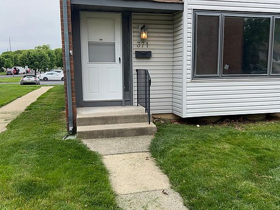 2nd image of 371 Bolton Rd