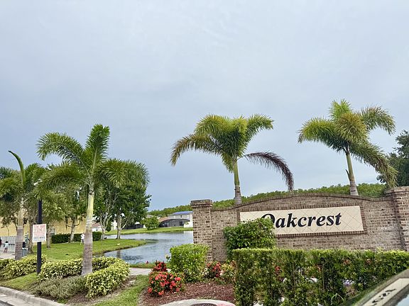 4th image of 609 Cresting Oak Cir #1