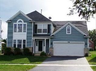 1816 Neuway Ln, Antioch, IL 60002