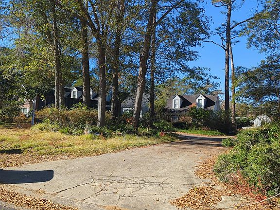 2nd image of 1615 Seminole Springs Rd