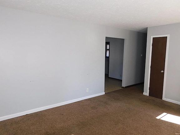 2nd image of 2712 Cass Ave