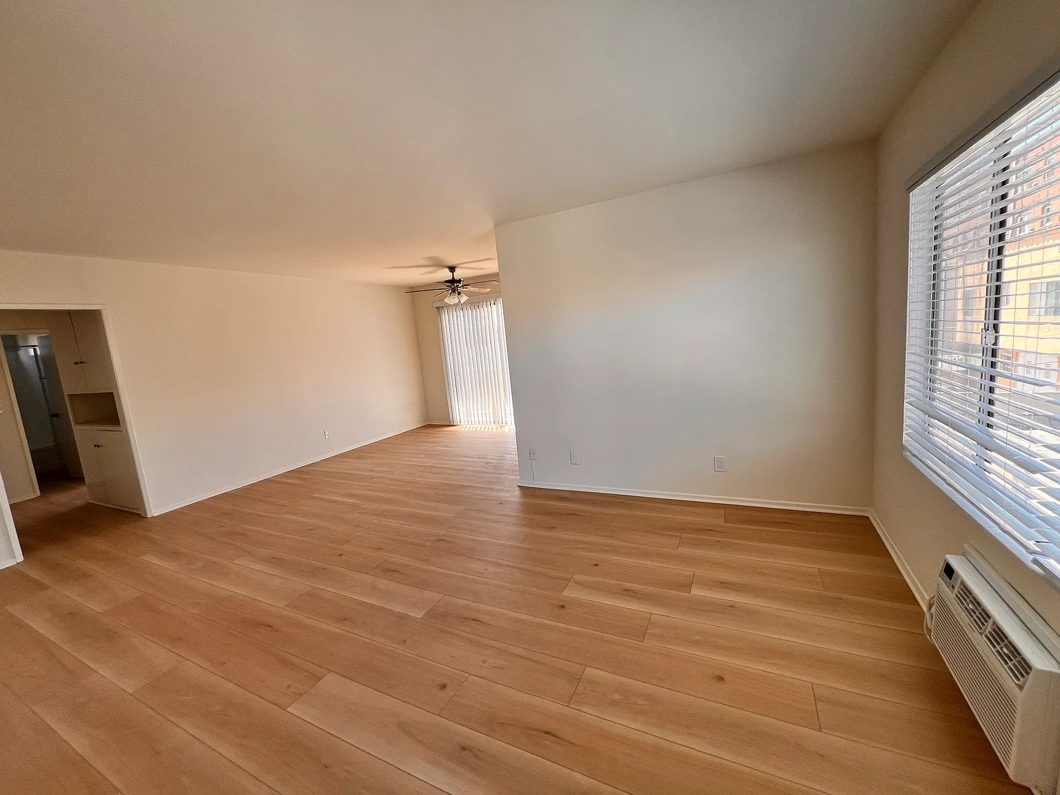 The Berendo Apts — Photo 4