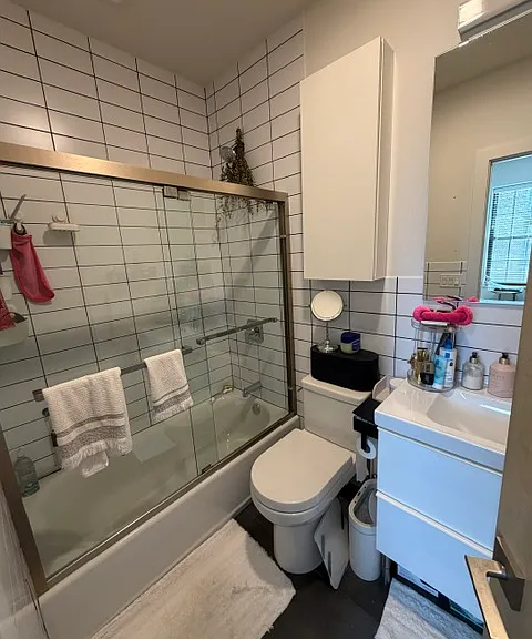 347 E 45th St #2W — Photo 9
