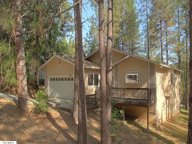 2nd image of 20776 Buttercup Cir