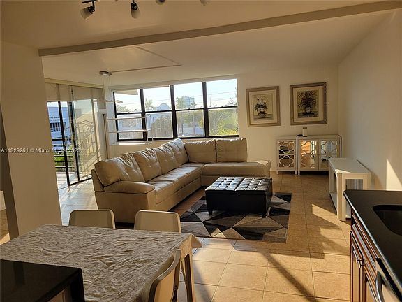 5th image of 20381 NE 30th Ave #3247