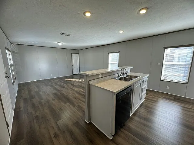 1727 Hogue Ave #469 — Photo 4