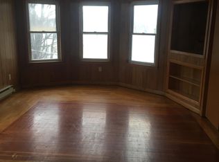 199 Mechanic St APT 3, Leominster, MA 01453