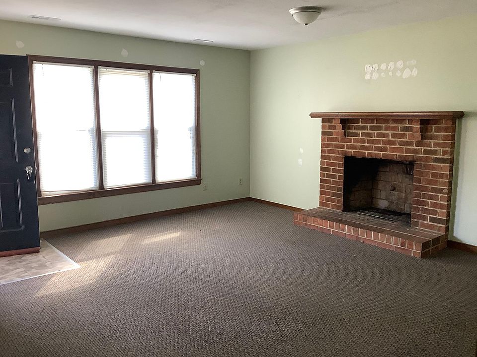 2nd image of 5230 White Pickett Ln