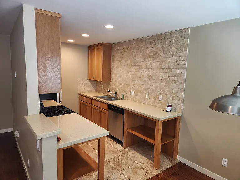 4847 Rosewood Ave #2 — Photo 13