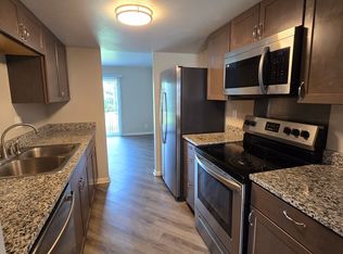 3024 Jacqueline Ct APT 8, Rockford, IL 61109
