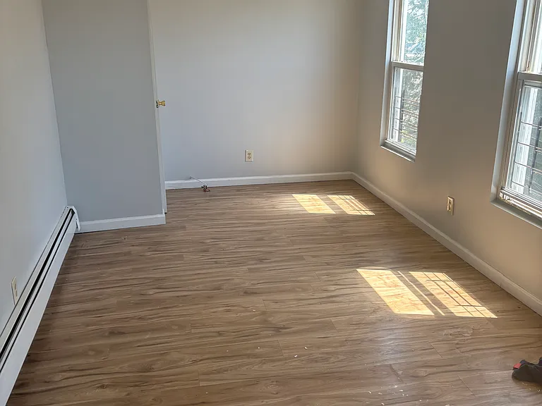 80 Brewster St #2 — Photo 15