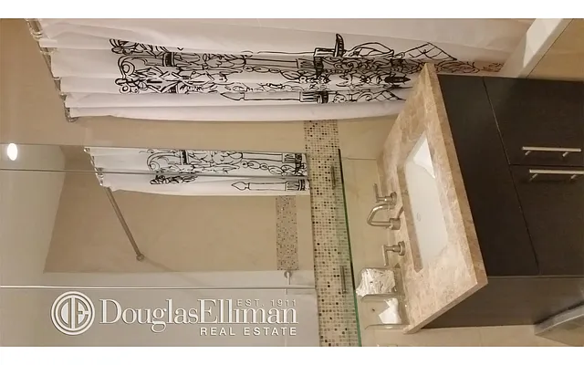 Rented by Douglas Elliman | media 40