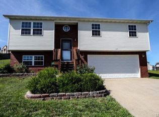 109 Hillcrest Ct, Saint Robert, MO 65584