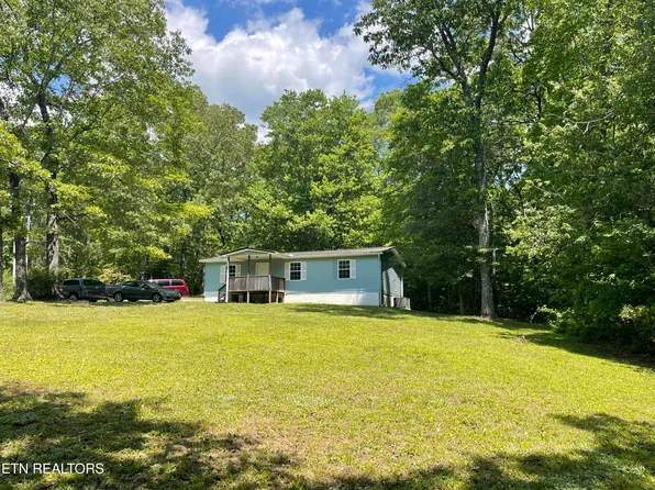 483 Blake Rd, Oakdale, TN 37829